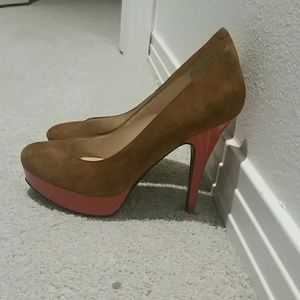 Woman shoes